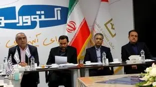 تأکید مدیرعامل بانک صنعت و معدن بر حمایت از صنایع آسیب دیده در جنگ رمضان