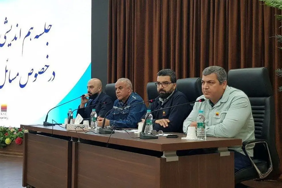 بکارگیری تمام توان مسئولان و کارکنان برای برون رفت از چالش محدودیت انرژی

