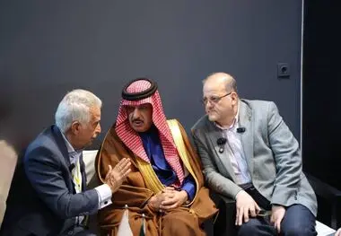 سفیران اندونزی و عربستان از غرفه شرکت ملی مس بازدید کردند
