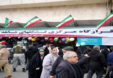 حضور غرفه بیمه دی در راهپیمایی ۲۲ بهمن
