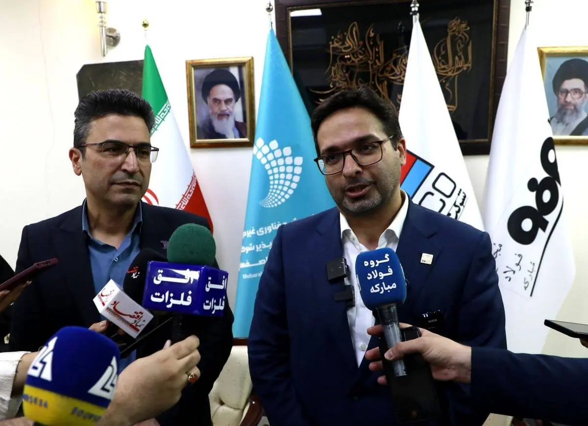مدیرعامل شرکت فولاد هرمزگان مطرح کرد: نگاه به آینده صنعت فولاد با تفاهم‌نامه صندوق سرمایه‌گذاری خطرپذیر مبارکه و فولاد هرمزگان