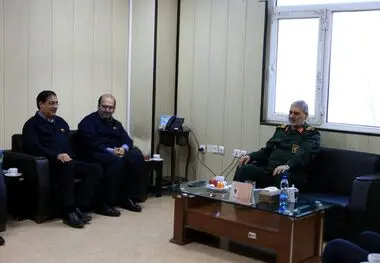 در آستانه هفته بسیج و در راستای افزایش تعامل سازنده رقم خورد؛ دیدار مدیرعامل شرکت فولاد خوزستان و هیات همراه با فرمانده سپاه حضرت ولی‌عصر (عج) 