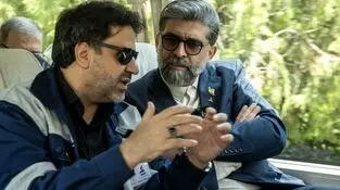 بازدید هیئت عالی‌رتبه وزارت صمت از پتروشیمی تبریز؛ تأکید معاون وزیر بر رفع فوری موانع تولید