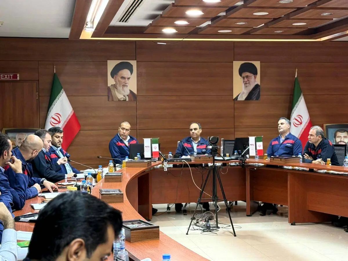 مدیرعامل فولاد اکسین: تولید ورق استراتژیک X65MS، نقطه عطف خودکفایی صنعت نفت و گاز ایران / سنگ تمام جهادگران فولاد اکسین خوزستان در خودکفایی

