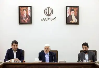 معاون اول رئیس‌جمهور:
راهبرد ملی باید ساخت «ایران هوشمند» و تقویت امنیت سایبری برای بهبود کیفیت زندگی مردم باشد/در دولت چهاردهم، بستر تحقق شعار «ما می‌توانیم» بیش از هر زمان دیگری فراهم شده است/ باید از اختلافات جزئی عبور کرد تا کشور به سمت آینده‌ای هوشم