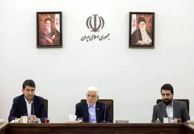 معاون اول رئیس‌جمهور:
راهبرد ملی باید ساخت «ایران هوشمند» و تقویت امنیت سایبری برای بهبود کیفیت زندگی مردم باشد/در دولت چهاردهم، بستر تحقق شعار «ما می‌توانیم» بیش از هر زمان دیگری فراهم شده است/ باید از اختلافات جزئی عبور کرد تا کشور به سمت آینده‌ای هوشم