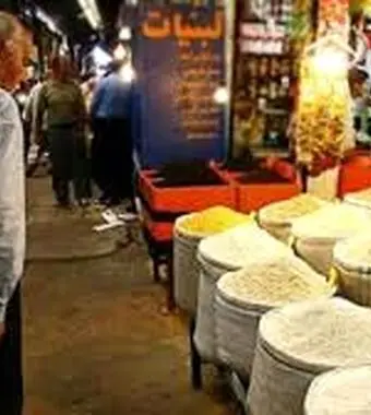 عرضه کالا بالاتر از نرخ مصوب ممنوع است؛ کسبه نقشی در گرانی ندارند