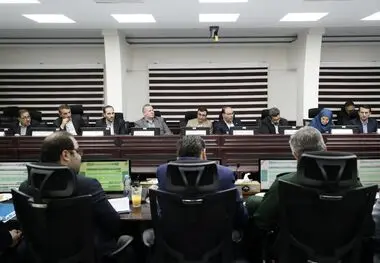 دولت چهاردهم با مرکز آمار ایران دستوری برخورد نمی‌کند / مرکز آمار ایران باید با استقلال وظایف خود را انجام دهد / دخالت بی‌مورد مسئولان باعث می‌شود میان جوانان و ارزش‌ها و نمادهای ملی فاصله بیافتد /نباید برای خوشایند یک مسئول یا دستگاه آمار تولید کنیم/ مرک