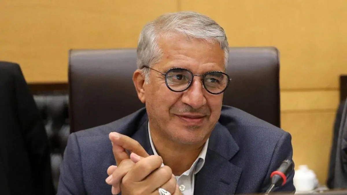 نقدینگی اگر راه را گم کند، تولید زمین‌گیر می‌شود