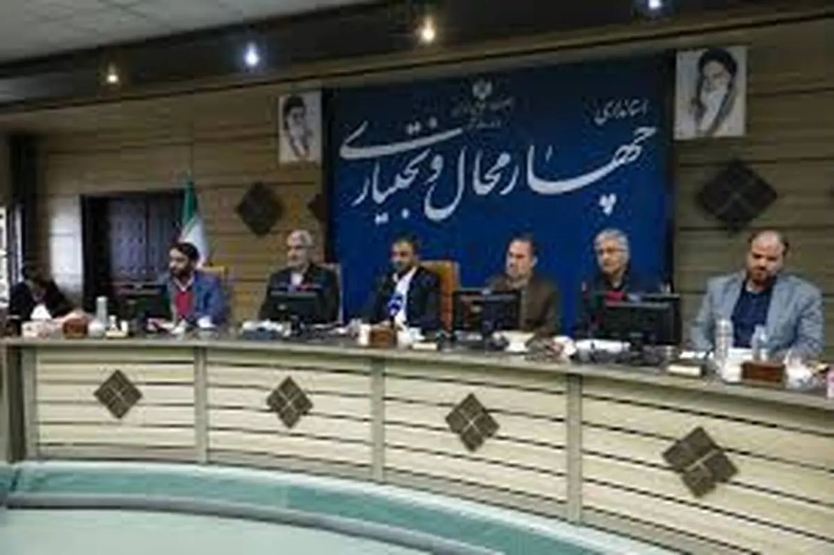 دیدار معاون اقتصادی استاندار چهارمحال و بختیاری و همراهان با مدیرعامل برق منطقه ای اصفهان 
