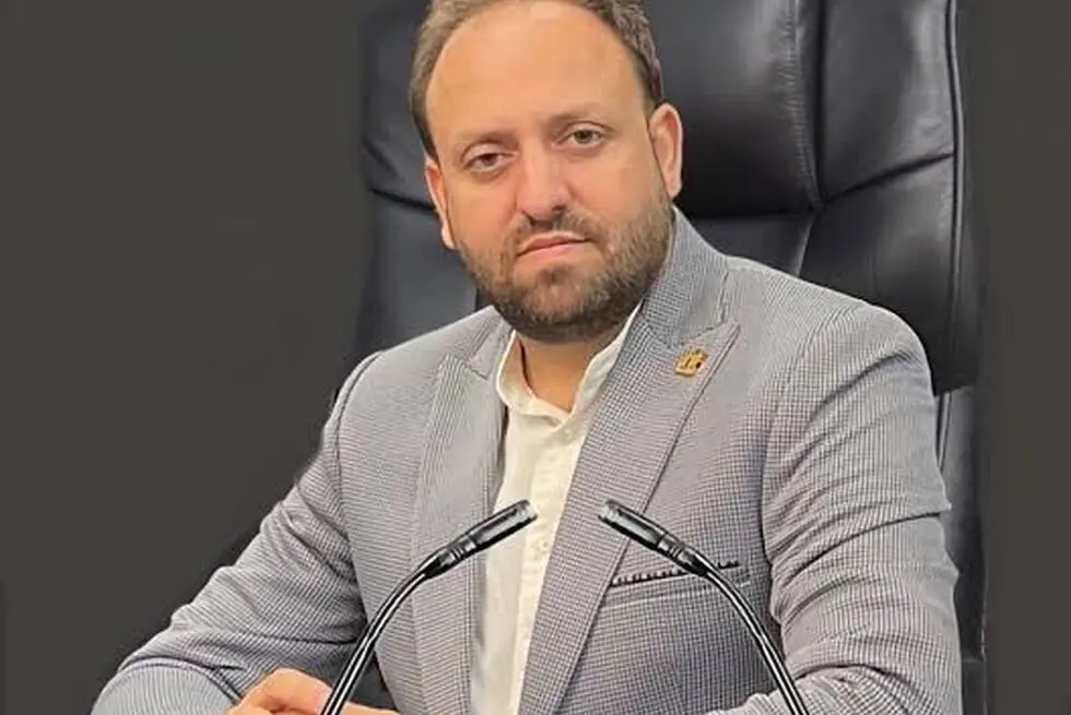 نخبگان راه‌حل عملی چالش‌های کشور را ارائه دهند

