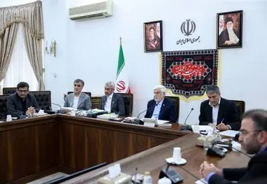 معاون اول رئیس‌جمهور در جلسه کارگروه تحقق شعار سال:‌از بخش خصوصی در زمینه سرمایه‌گذاری و تامین منابع مورد نیاز برنامه هفتم پیشرفت جدی‌تر استفاده شود/ سازوکار امنیت سرمایه‌گذاری ایرانیان خارج از کشور تعبیه شود/ ضرورت فعال شدن استانداری‌ها در جذب سرمایه‌گذا