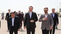 *اجرای برنامه‌های گسترده برای تحقق شعار سال در مناطق آزاد کشور*