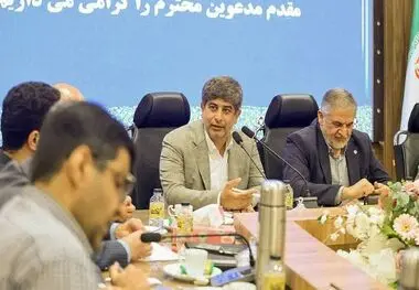 راهبرد سه محوره آینده مبارکه