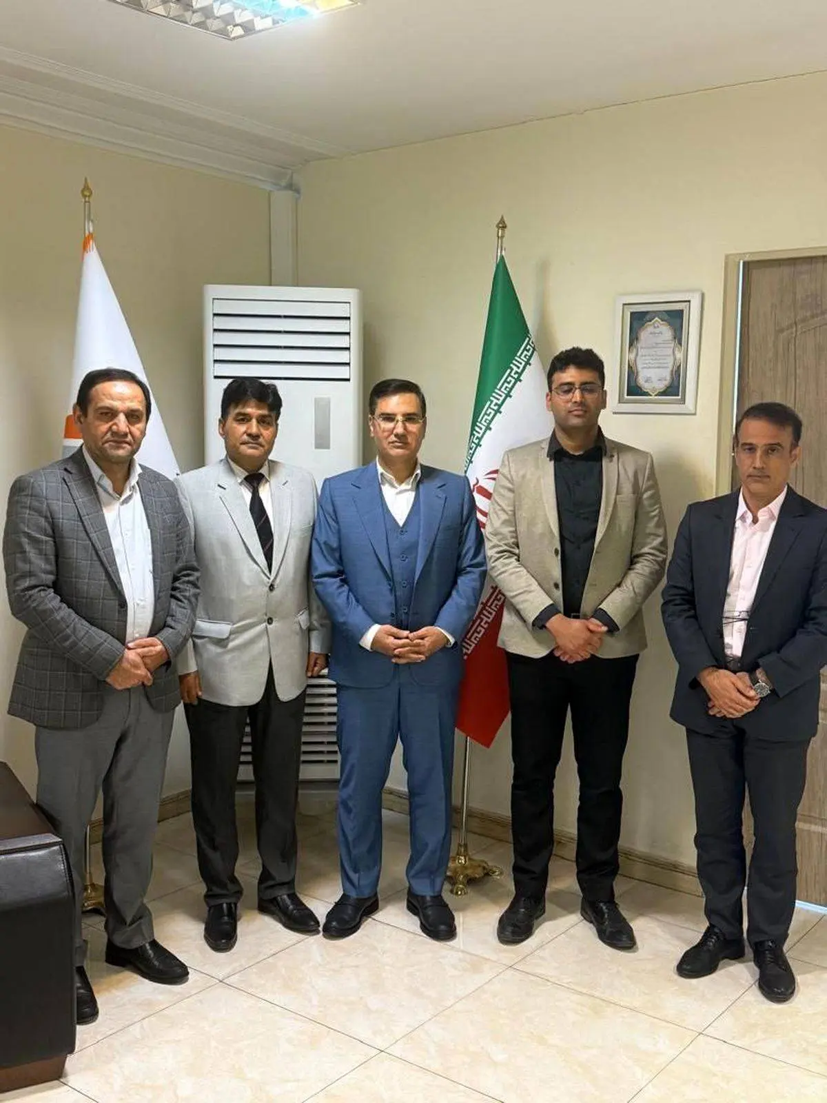 نشست مشترک شرکت آلومینای ایران و سفارت هند؛تأمین مواد اولیه و صادرات در دستور کار

