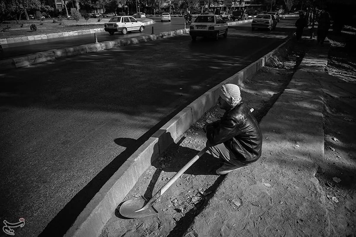 جهان اقتصاد بررسی می‌کند؛
وقتی حقوق با تورم هم‌قدم نمی‌شود