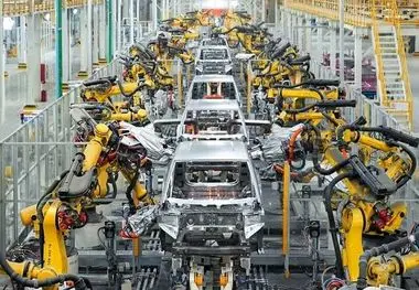 افزایش قیمت خودرو ارتباط مستقیمی با کمبود فولاد ندارد