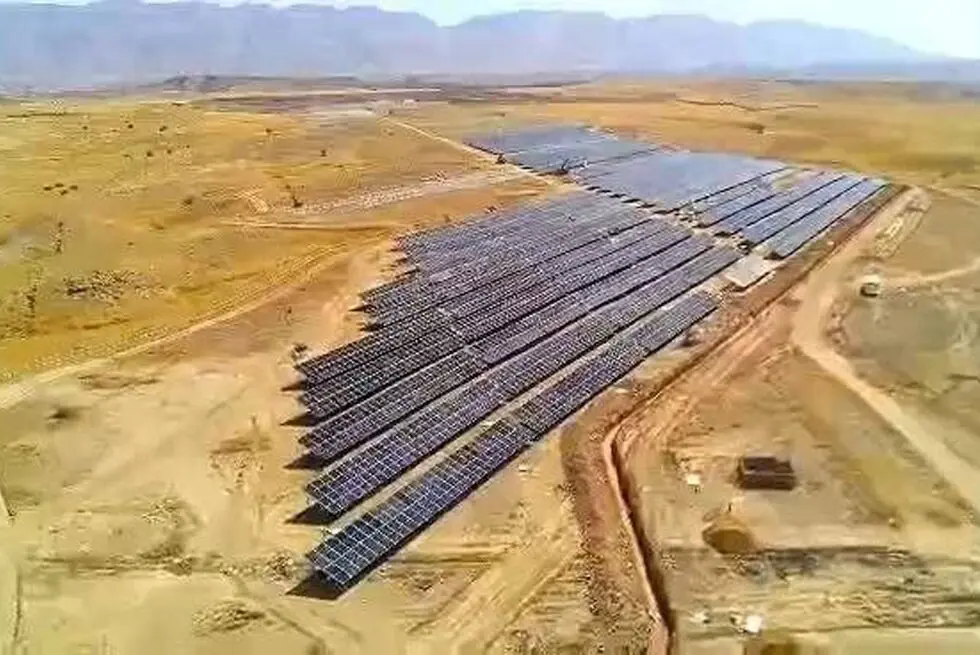 فاز اول نیروگاه خورشیدی بهبهان فولاد خوزستان در آستانه بهره‌برداری
