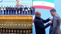 پیام مدیرعامل گروه خودروسازی سایپا در پی کسب نشان "صادر کننده مدال آور سال ۱۴۰۳"
