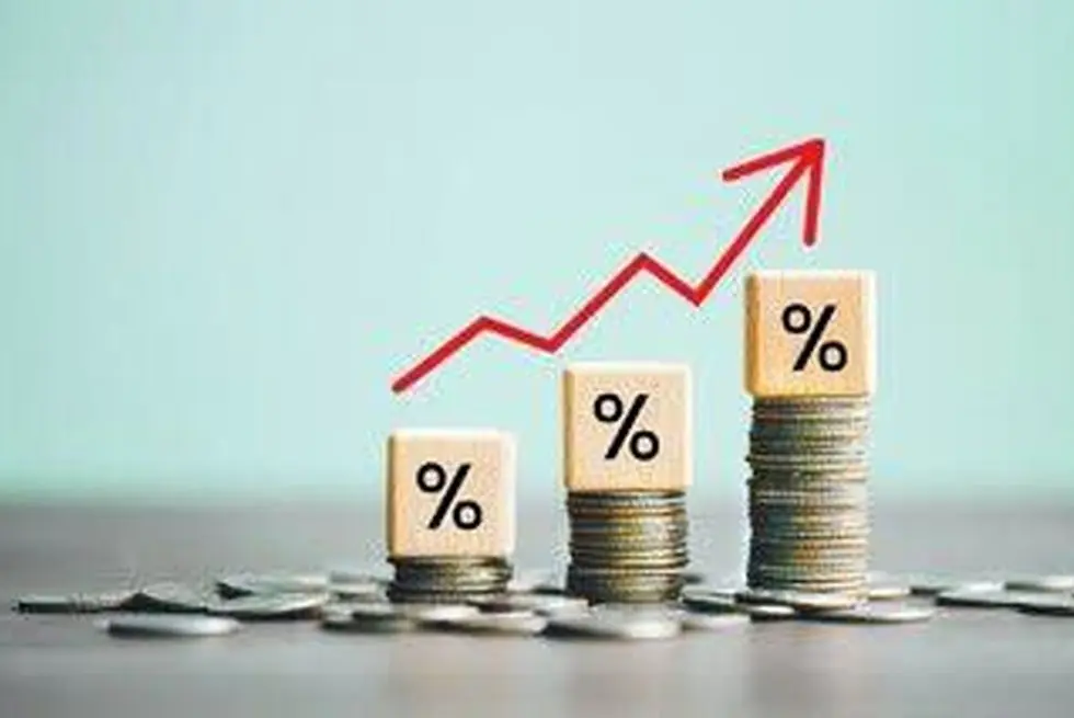 جهان اقتصاد بررسی می‌کند؛
تورمی که در سفره‌ها جا خوش کرد
