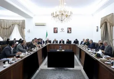 معاون اول رئیس جمهور در بیست و دومین جلسه شورای عالی مسکن:
تامین مسکن به ویژه اقشار آسیب‌پذیر اولویت اصلی دولت پس از تامین و بهبود معیشت مردم است/همه ارکان ذیربط موظف به تامین منابع مالی ۸۵۴ هزار واحد حمایتی مسکونی در دولت چهاردهم هستند/اختیارات لازم در 