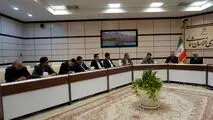 نشست صمیمی مهندس درویشوند، مدیر محترم گروه و سهامدار شرکت آلومینای ایران با جمعی از مسئولان استان