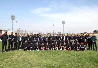 مدیرعامل مس ایران در تمرین تیم مس رفسنجان