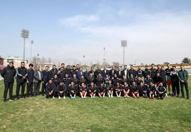 مدیرعامل مس ایران در تمرین تیم مس رفسنجان