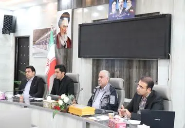 با حضور سرپرست شرکت آلومینای ایران؛ نشست های تخصصی بررسی چالش ها و گلوگاه های تولید با هدف ارتقاء بهره‌وری و تحقق تولید پایدار برگزار شد.