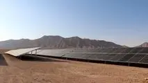 بازدید معاون وزیر نیرو از نیروگاه خورشیدی ۷۲ مگاواتی شرکت آلومینای ایران