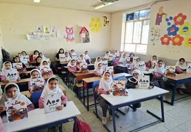 با هدف ترویج فرهنگ مطالعه بین کودکان و نوجوانان صورت گرفت؛
توزیع ویژه‌نامه یلدایی شرکت فولاد غدیر نی‌ریز