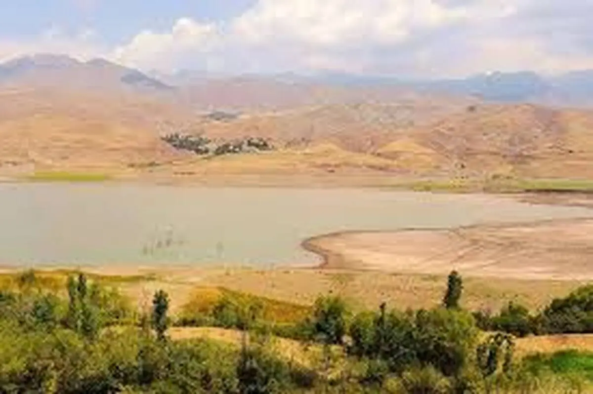 ذخیره آب ۵ سد کشور به زیر ۱۰ درصد رسید