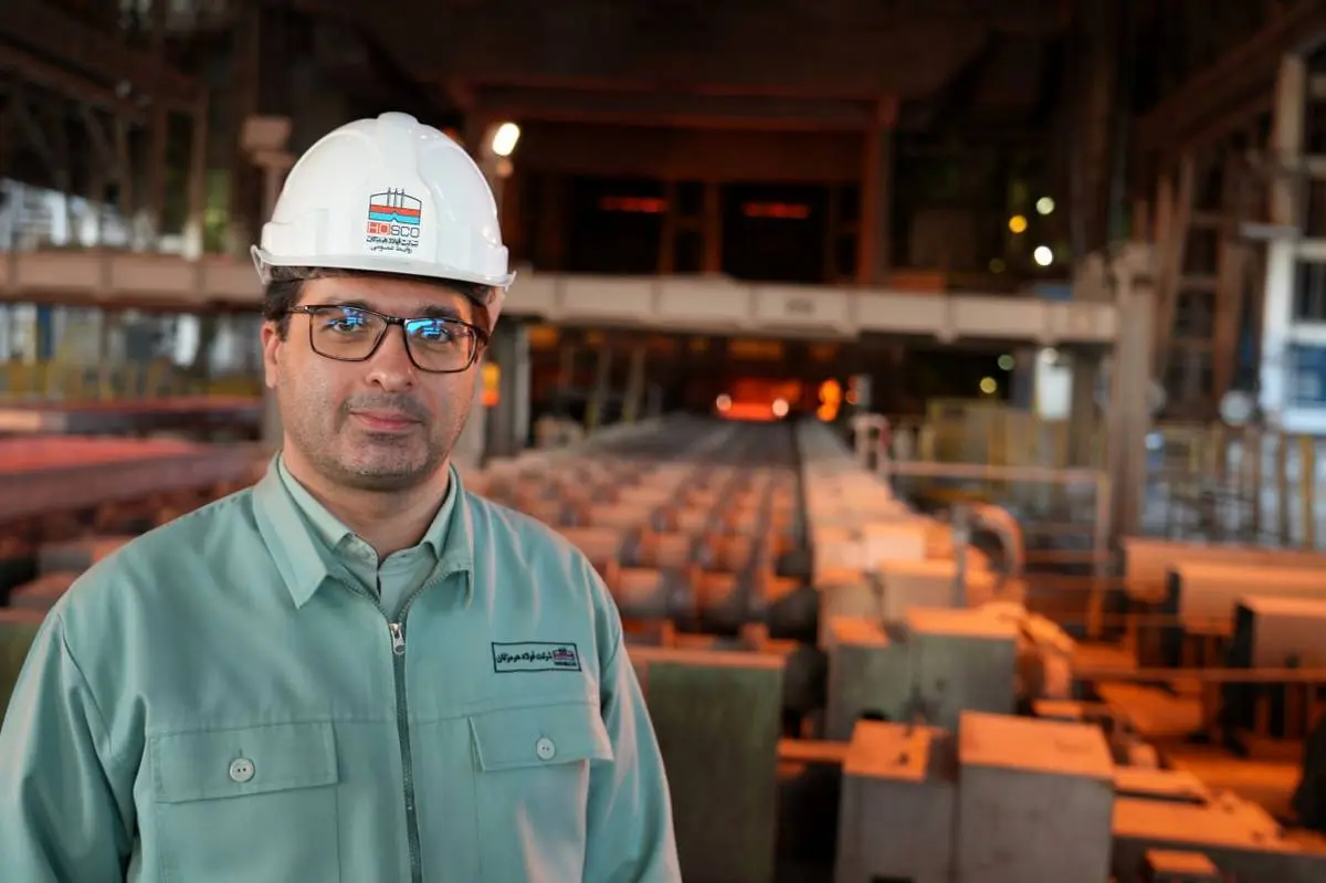 پیام مدیرعامل شرکت فولاد هرمزگان به مناسبت فرا رسیدن چهاردهمین سالروز افتتاح این شرکت؛ توسعه‌محوری و آینده‌نگری، رویکرد اصلی فولاد هرمزگان در صنعت فولاد کشور است