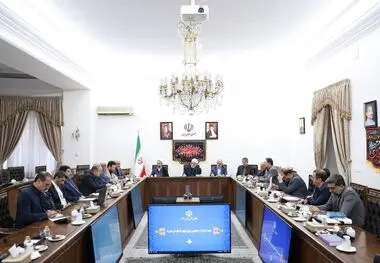 دکتر عارف: ستاد تنظیم بازار و برخوردهای نظارتی ابزار کار اقتصادی حکومت است/ دستورات رئیس قوه قضائیه در برخورد با احتکارکنندگان برنج بسیار راهگشا و مؤثر در تنظیم قیمت این کالا بود/نگاه تدوین قوانین برای مچ‌گیری بود که باید اصلاح شود/ حجت‌الاسلام خلیلی: قوه