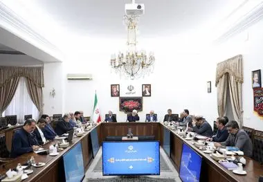 دکتر عارف: ستاد تنظیم بازار و برخوردهای نظارتی ابزار کار اقتصادی حکومت است/ دستورات رئیس قوه قضائیه در برخورد با احتکارکنندگان برنج بسیار راهگشا و مؤثر در تنظیم قیمت این کالا بود/نگاه تدوین قوانین برای مچ‌گیری بود که باید اصلاح شود/ حجت‌الاسلام خلیلی: قوه