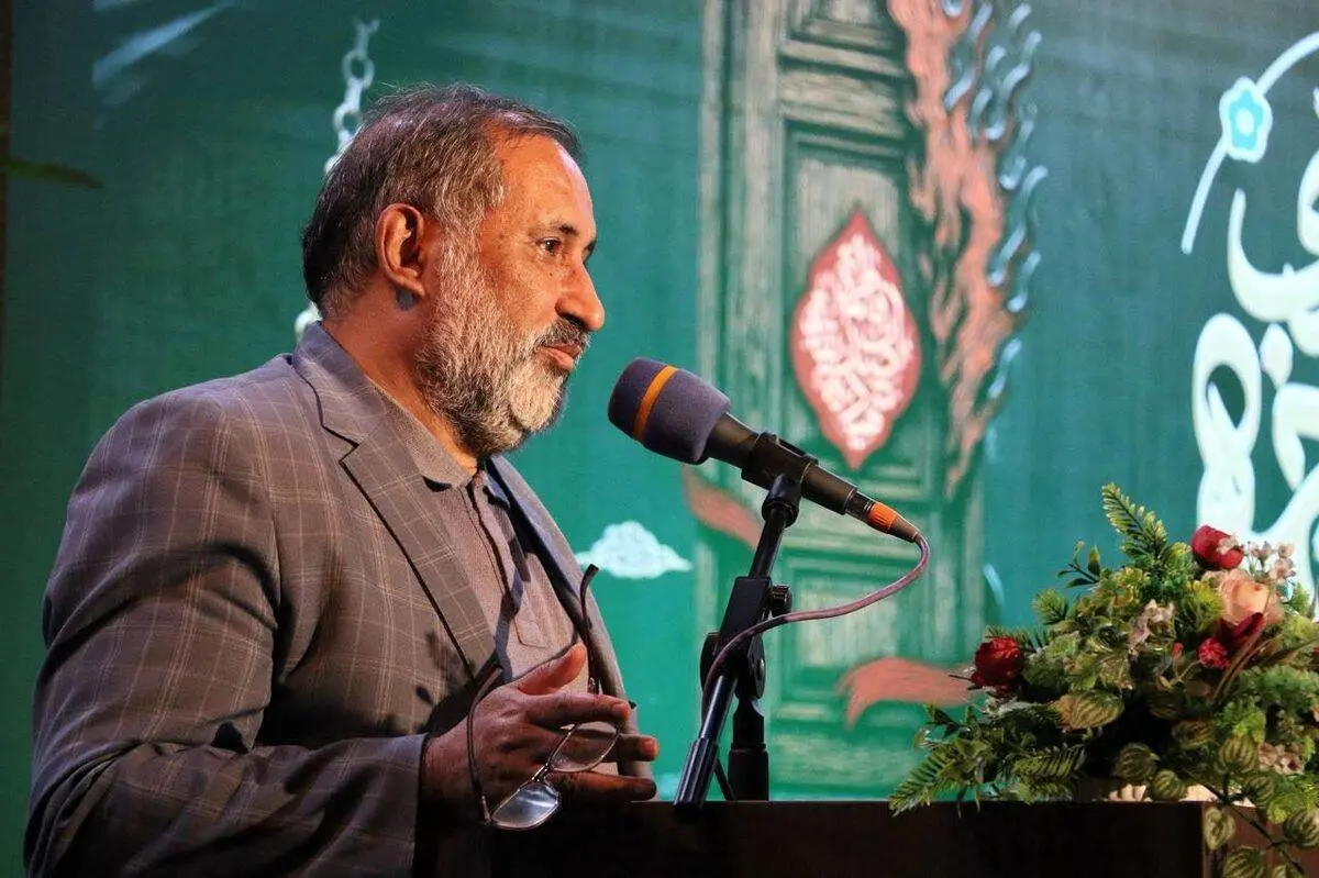در آستانه‌ی شهادت جانگداز بزرگ بانوی جهان اسلام حضرت فاطمه‌زهرا سلام‌الله‌علیها و به همت امور فرهنگی روابط‌عمومی شرکت فولاد خوزستان؛
آئین سوگواره‌ی شعر فاطمی برگزار شد