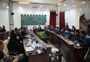 با حضور مدیر عامل شرکت سنگ اهن مرکزی ایران صورت گرفت؛ برگزاری جلسه قرعه کشی و تعیین اولویت واگذاری زمین به اعضای باقیمانده در شرکت تعاونی مسکن سنگ آهن

