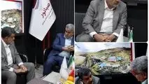 *حضور عضو کمیسیون صنایع و معادن مجلس در غرفه صبانور  *     

