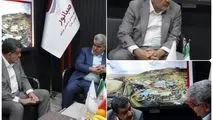 *حضور عضو کمیسیون صنایع و معادن مجلس در غرفه صبانور  *     

