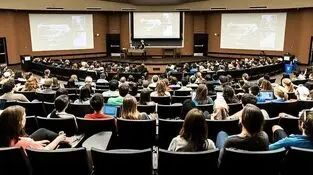 اعتراض تاریخی بیش از ۱۰۰ متخصص حقوق بین‌الملل به تجاوز آمریکا