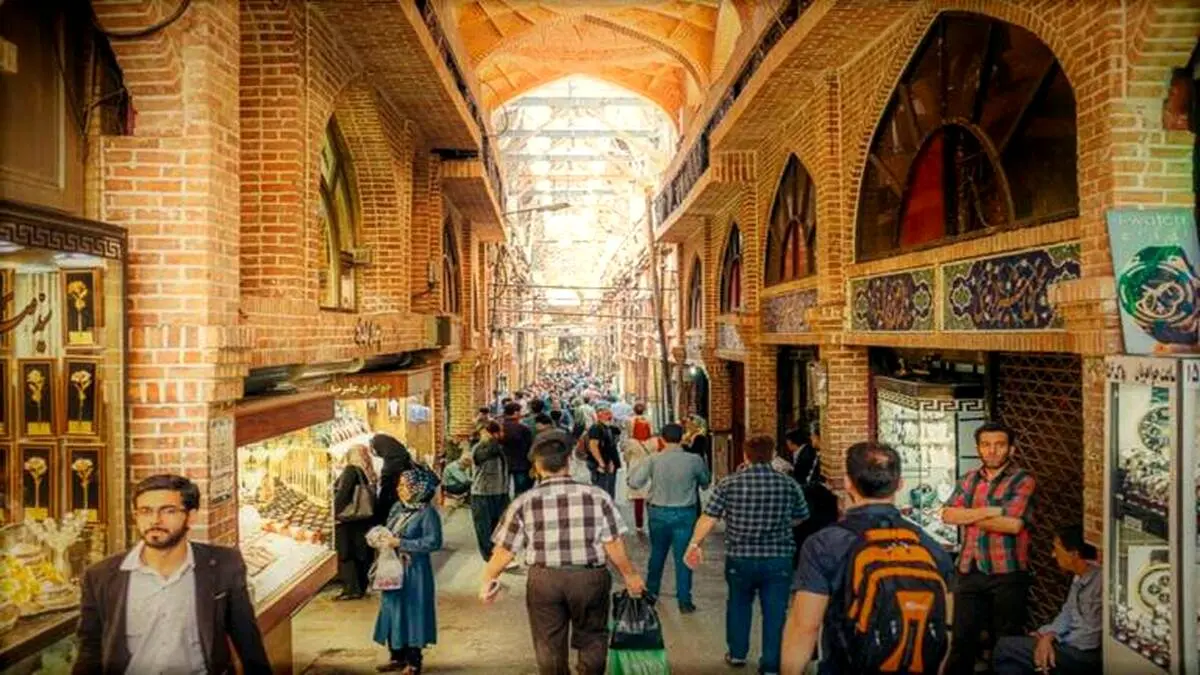 جهان اقتصاد گزارش می دهد؛
زنگ خطر برای بازار تهران؛ ۱۳۵۷ ساختمان در معرض خطر
