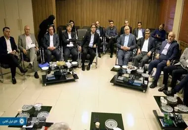 نسل قدیم معدن در اتاق ایران