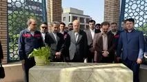 ادای احترام به مقام شهدا در فولاد اکسین خوزستان