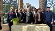 ادای احترام به مقام شهدا در فولاد اکسین خوزستان