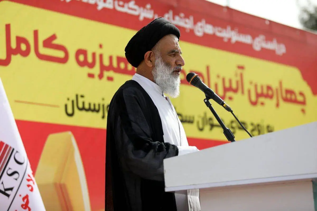 از مسئولان فولاد خوزستان تشکر می کنم و امیدوارم حاصل ازدواج زوج‌های حاضر فرزندانی سالم و صالح باشد
