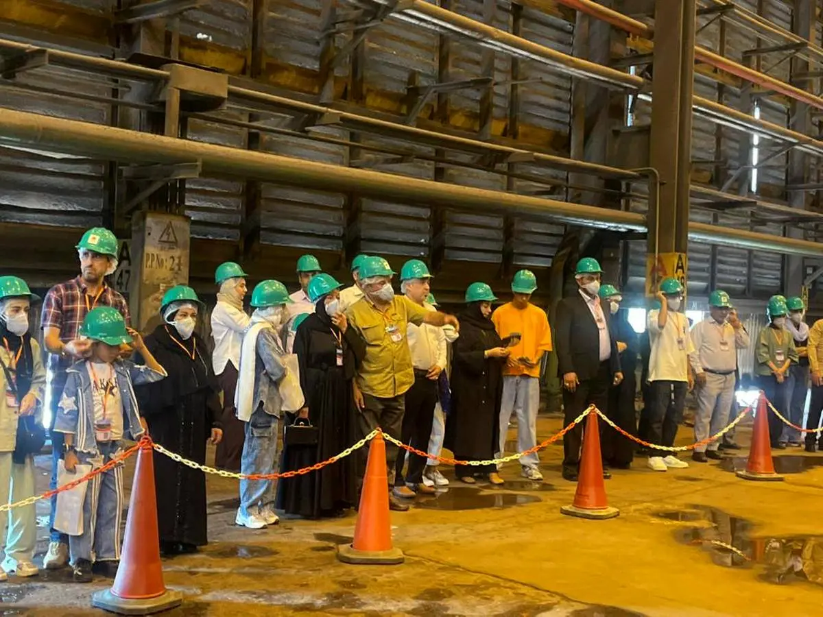 در تور گردشی خانواده رقم خورد؛
بعد از سالها بالاخره پای خانواده ها به قلب فولادسازی رسید!
