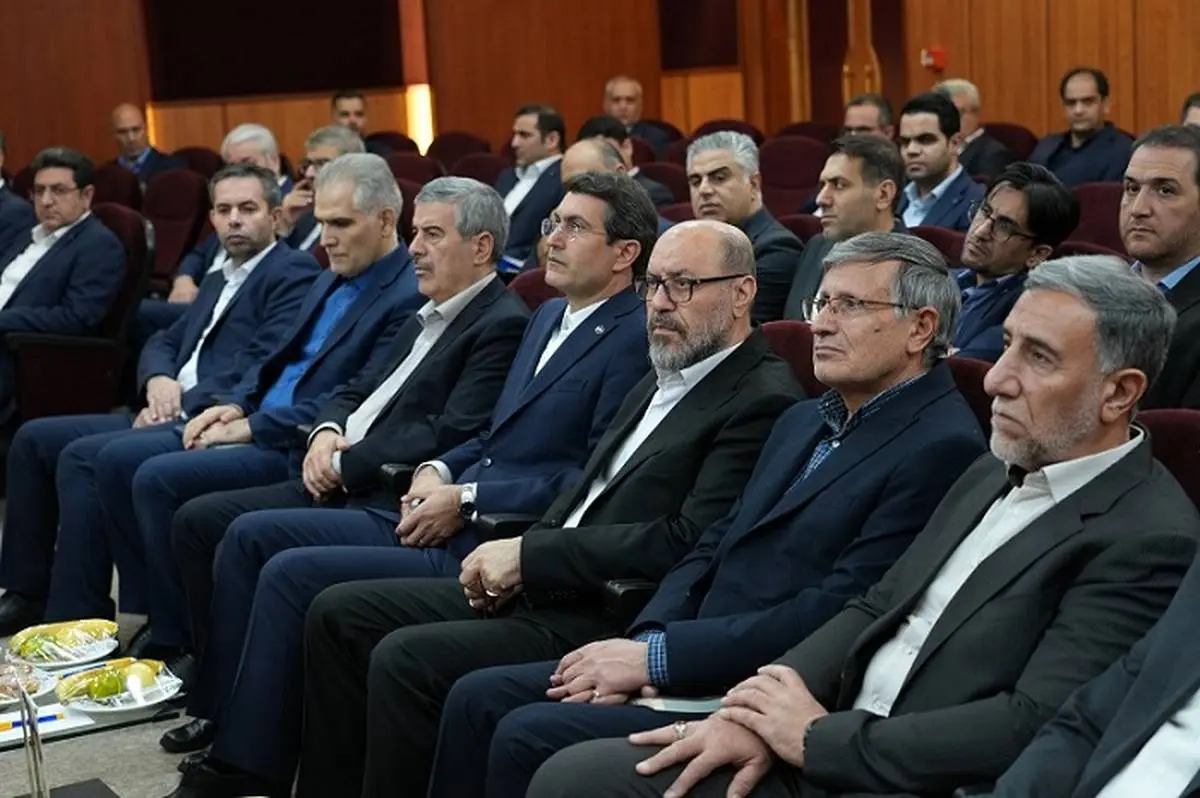 با حضور رئیس بنیاد مستضعفان و نماینده صندوق توسعه ملی انجام شد:
گرینبانک؛ نئوبانک جدید هوشمند بانک سینا رونمایی شد