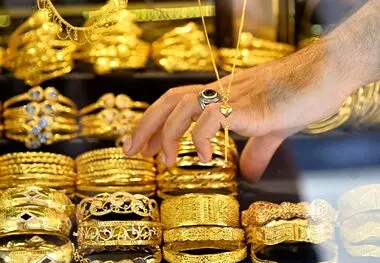 قیمت طلا 18 عیار امروز سه‌شنبه ۱۳ آذر 1403+ جدول
