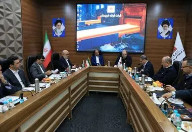در دیدار مدیرعامل بانک تجارت با مدیرعامل شرکت فولادخوزستان مورد تاکید قرار گرفت؛
همکاری راهبردی بانک و صنعت با نگاه به افق‌های روشن پیش رو