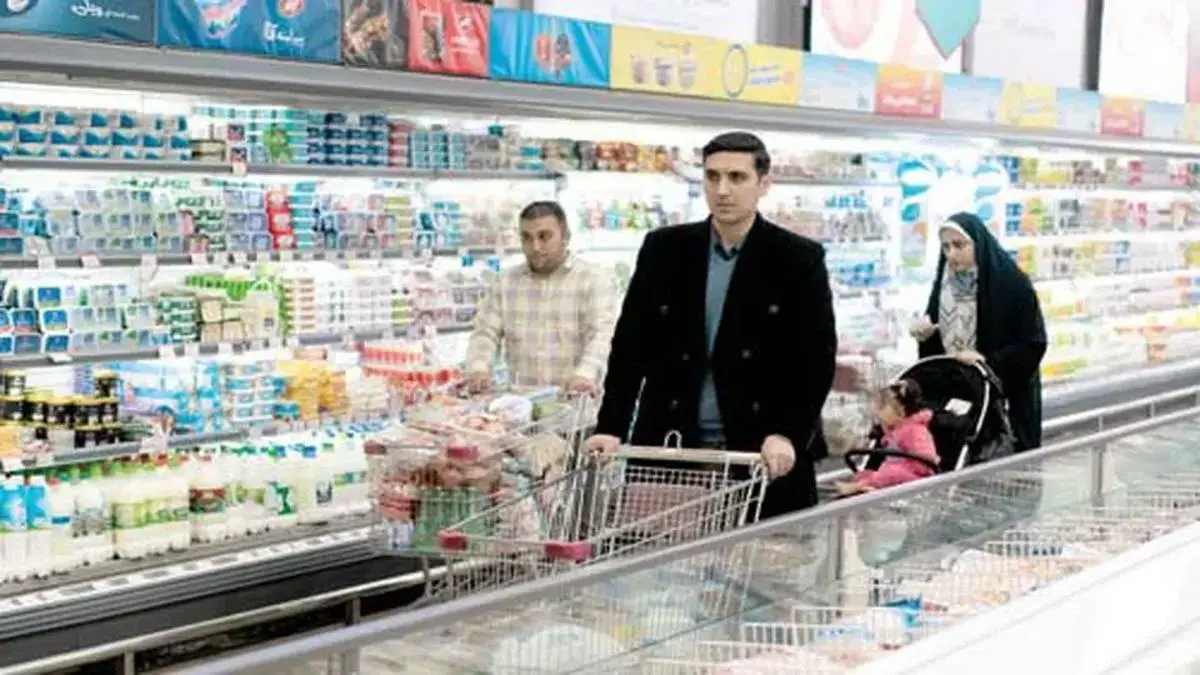 نگاهی به مدل فرانچایز در فروشگاه‌های زنجیره‌ای ایران
خرده‌فروشی در مسیر نوسازی